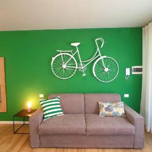 GREEN LIFE ELEGANT STUDIO