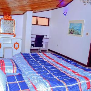 THE EXCAPE SUITE
