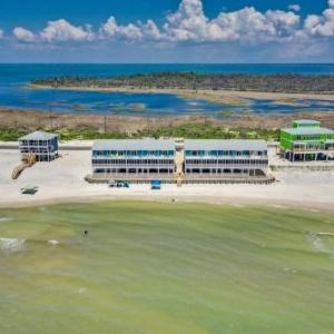 Sammys Retreat - Sunrise Sunset B4 - 3 Bedrooms - 2 and a half Baths - Sleeps 6