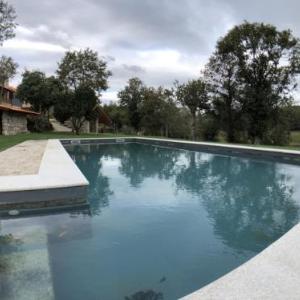 Amazing Farm House with Pool-Forno