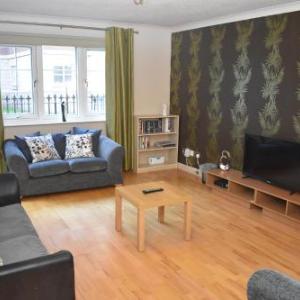 East Silvermills - Spacious 3BR 10 mins walk to centre with Parking