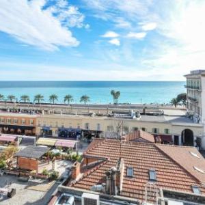 Nice apartment in Nice with WiFi and 2 Bedrooms