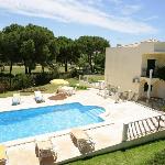 Fantastic family private pool villa free Ac and Wifi Quarteira 