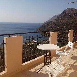 Apartment in Ravdoucha with Sea Views