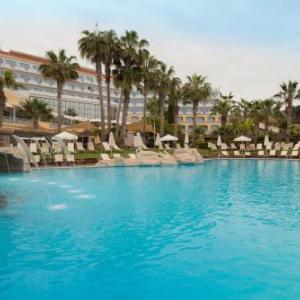 St George Beach Hotel & Spa Resort