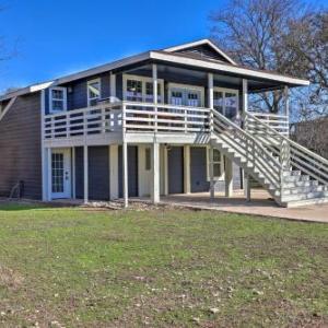 Boho Lake Haus - Dog Friendly and Lake Views!