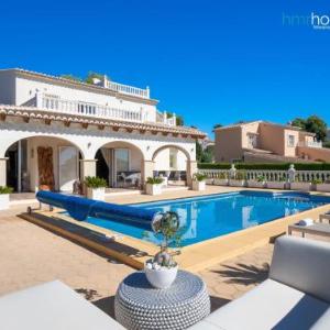 Villa Eliana by HMR Holidays