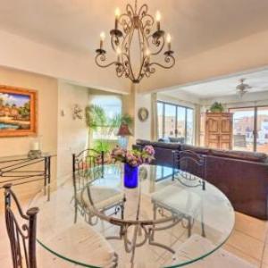 Condo in Plaza Nautica < 1 Mile to The Arch!