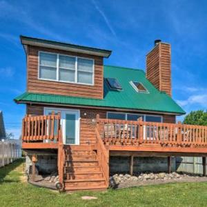 Authentic Cottage Retreat on Houghton Lake!