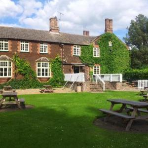 Hotels near Sandringham Estate - The Feathers