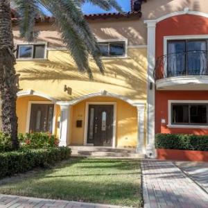 Beautiful 4 bedroom house in gold coast