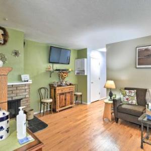 Charming Anchorage Townhouse with Gas Grill!