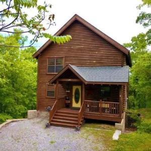 Moonside Retreat Sleeps 14