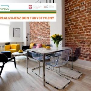 Elegant 2BR Amazing Old Town Views Plac Solny Walk to Rynek! Amenities