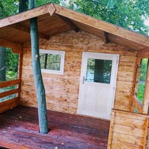 Šeberák - ubytování v CHATIČKÁCH a GLAMPING