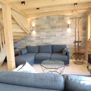 Chalet Neuf Exposé Plein Sud à 600m des Pistes avec Terrasse et Parking - FR-1-623-299
