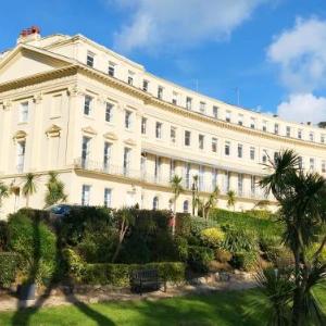 Meadfoot Bay Apartment at Hesketh Crescent