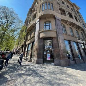 Lift Hotel Boutique - Derybasivska  №6