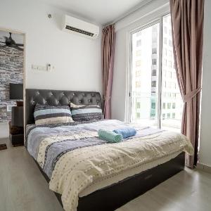 Single Seaview Condo @ Gurney ;Georgetown