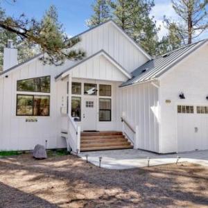 Mountain Palace #2018 by Big Bear Vacations