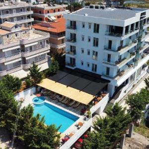 6 Milje Hotel
