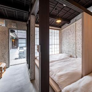Nishijin-Machiya Hotel room 3