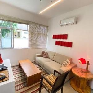 Apartamento 2 quartos 200m da praia e ao lado dos Shoppings Leblon