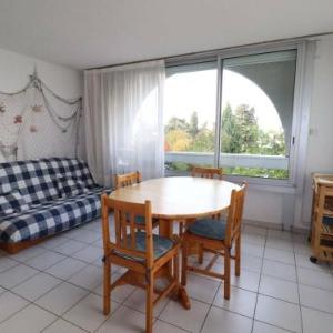 Appartement Confort 6 Pers Cabine Parking Piscine Aire de Jeux – Le Grau-du-Roi - FR-1-307-176