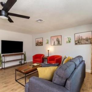 Remodeled Condo Close To Old Town ScottsdaleASU