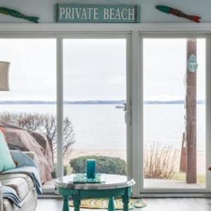 Beachside 108 with Pool Hot Tub and Direct Beach Access