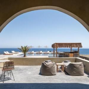 Colombos Beachfront