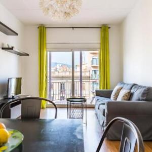 Sunny 3BR for 4 Iconic Terrace Views