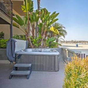 Bayfront Getaway on Boardwalk with Hot Tub!