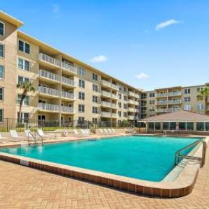 Sea Coast Gardens 401 by Teeming Vacation Rentals