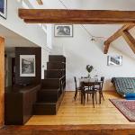 Prague Days - Open-plan Duplex with Corner Bath and Netflix in Vinohrady Prague