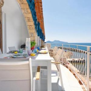 Villa Waters Edge