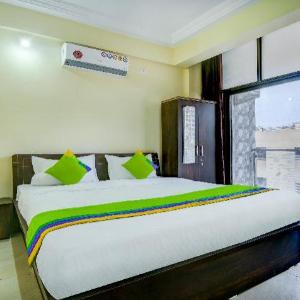 Treebo Sayaji Residency