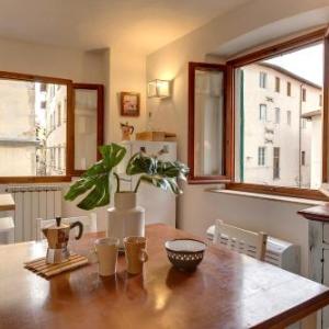 Toscanella Apartment by Mamo Florence