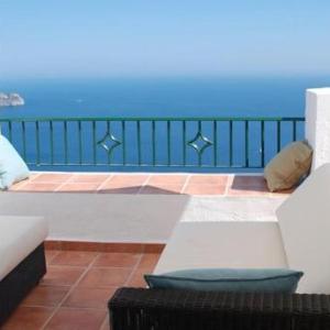 Stunning sea views pool garden