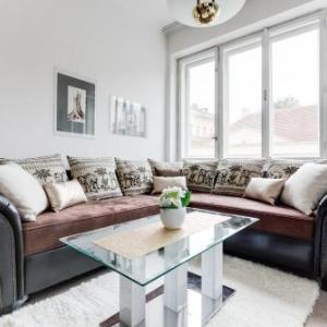 Wenceslas Square Royal Two Bedroom Apartment