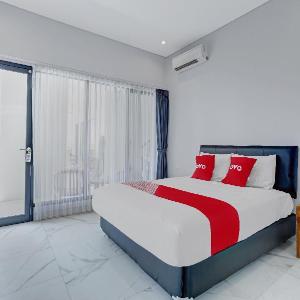 OYO 90521 Rumah Ibu