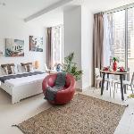 Astounding and Spacious Studio in Dubai Marina!