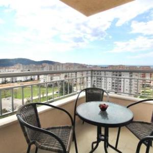 Waterfront Studio Apartment with Fantastic Sea View