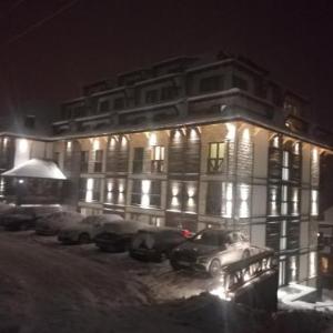 Apart Hotel & spa Zoned II Kopaonik apartman Lukač - special benifit Children up to 17 of age accompanied by two adutls staj for free! FREE PARKING!
