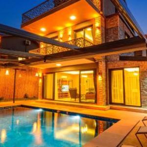 Söğüt 4 - 4 Bedroom with jacuzzi in Fethiye