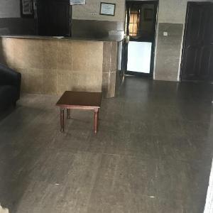 Creme Suites Hotel