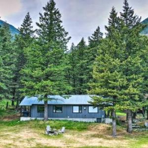 Contact Mountain Hideaway with Views and Porches!