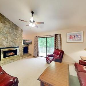 Rumbling Bald Resort - Fireplace & 3 Balconies condo