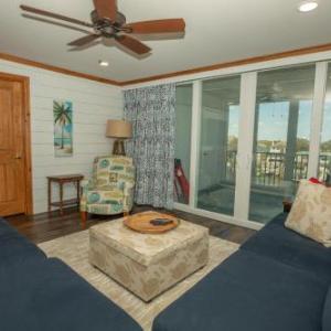 Dolphin Point 601C condo