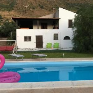 VILLa CON PISCINA SCOPELLO